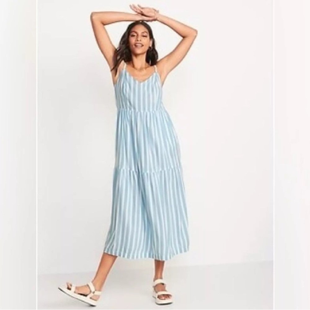 Old Navy Size Large Tiered Striped Lightweight Maxi Cami Swing Dress Pockets